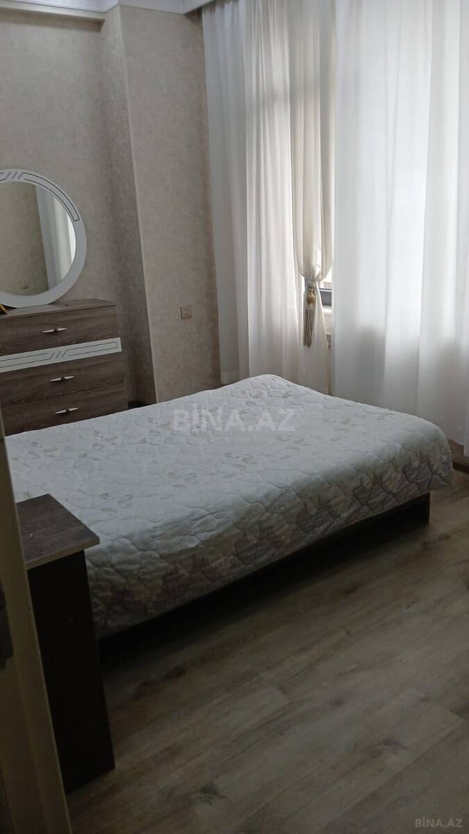 3 otaqlı Yeni tikili, Şah İsmayıl Xətai m., Bakı