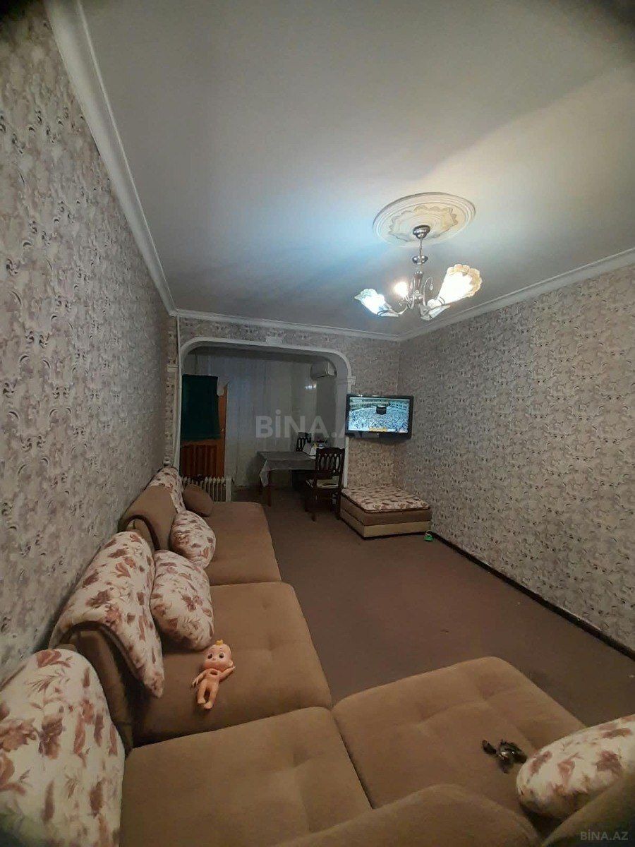 2 otaqlı Köhnə tikili, Neftçilər m., Bakı