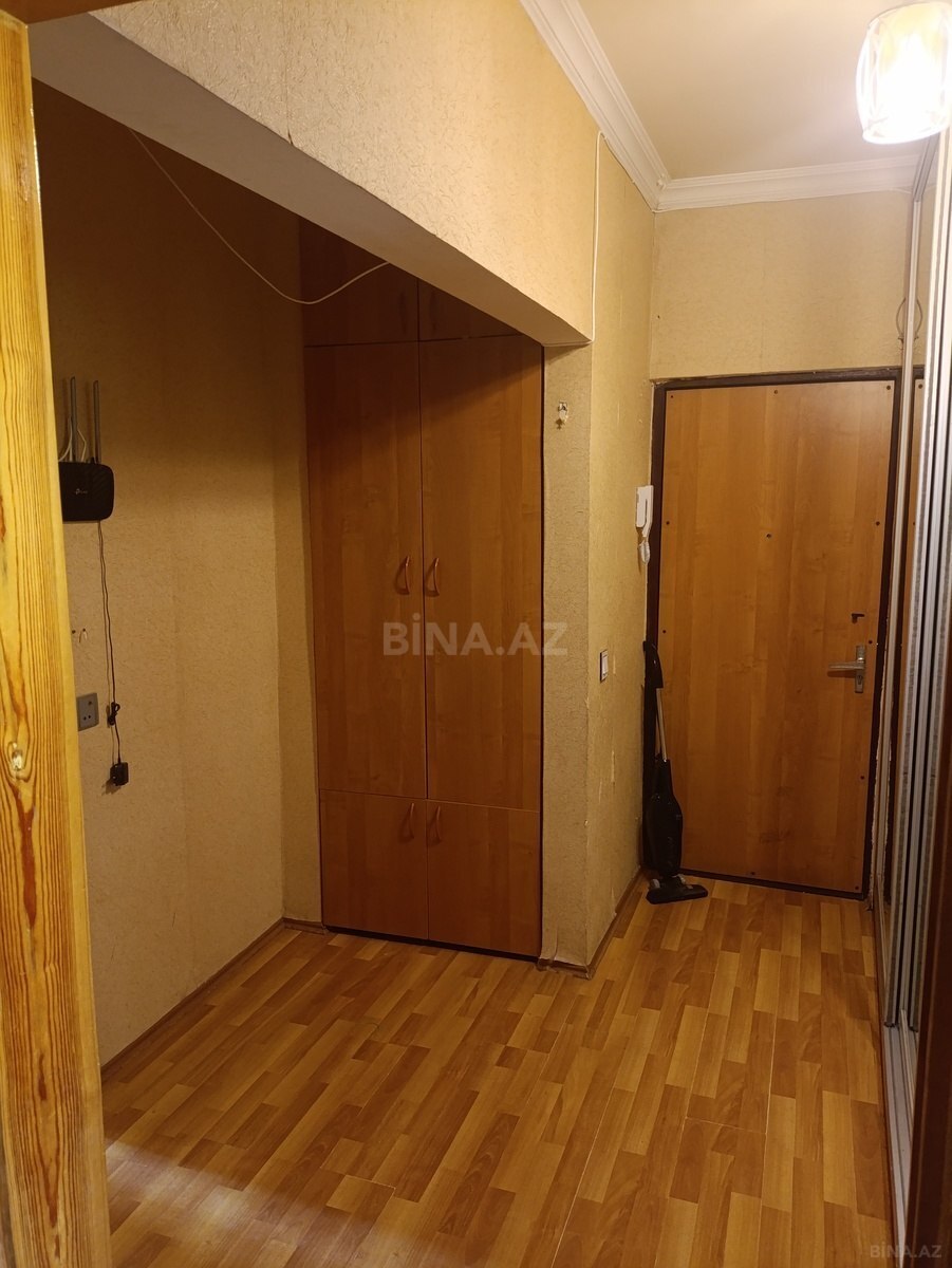 3 otaqlı Köhnə tikili, Həzi Aslanov q., Bakı