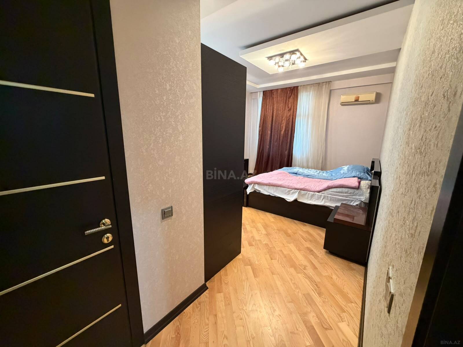 3 otaqlı Yeni tikili, 8 Noyabr m., Bakı