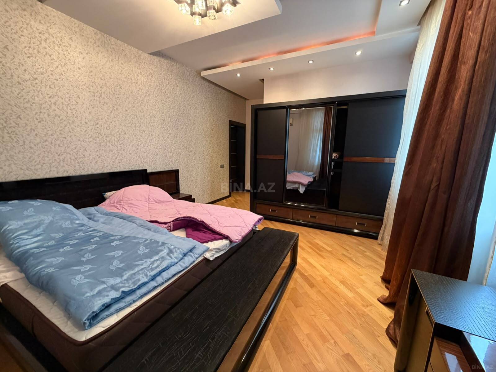 3 otaqlı Yeni tikili, 8 Noyabr m., Bakı