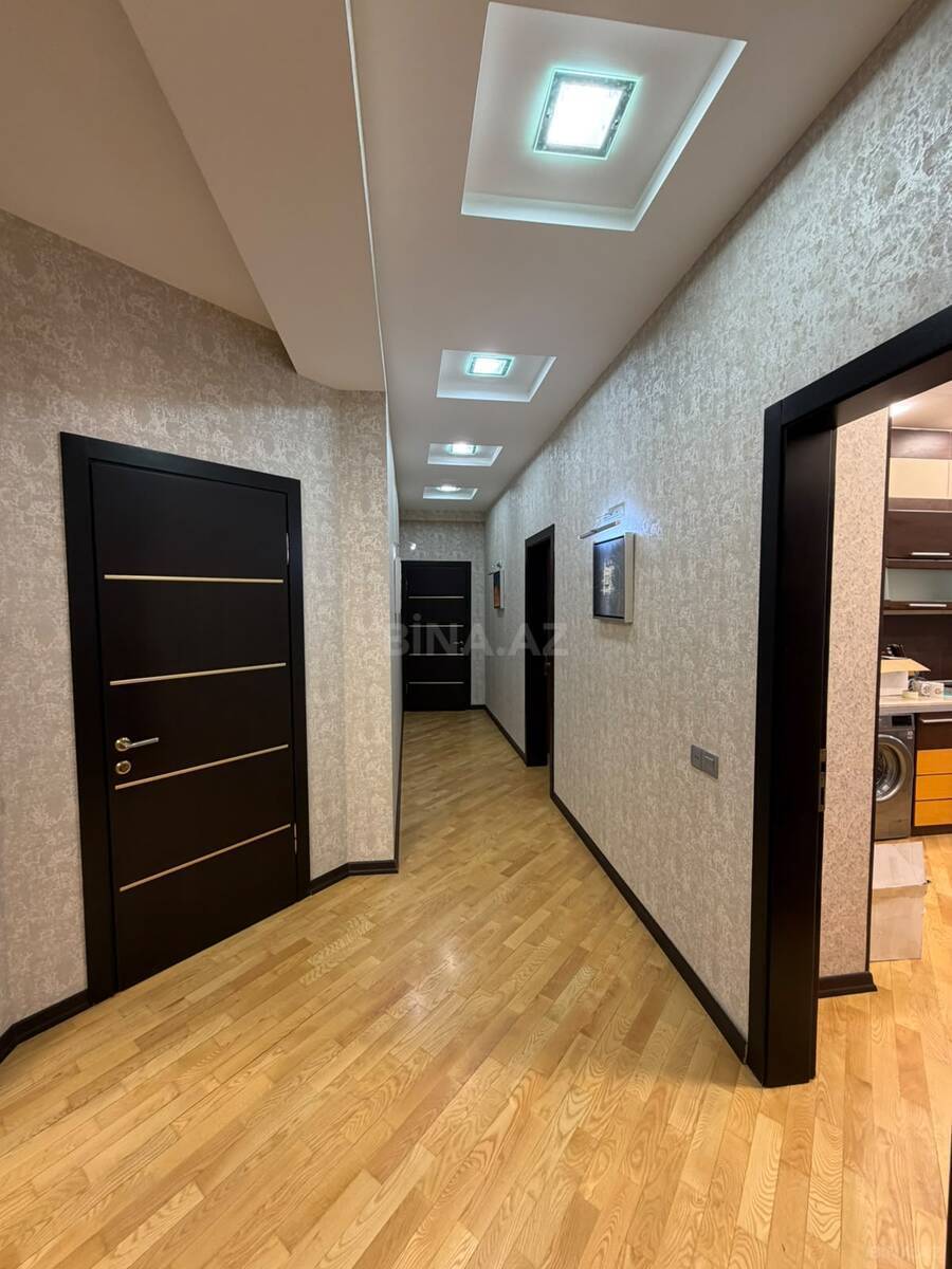3 otaqlı Yeni tikili, 8 Noyabr m., Bakı