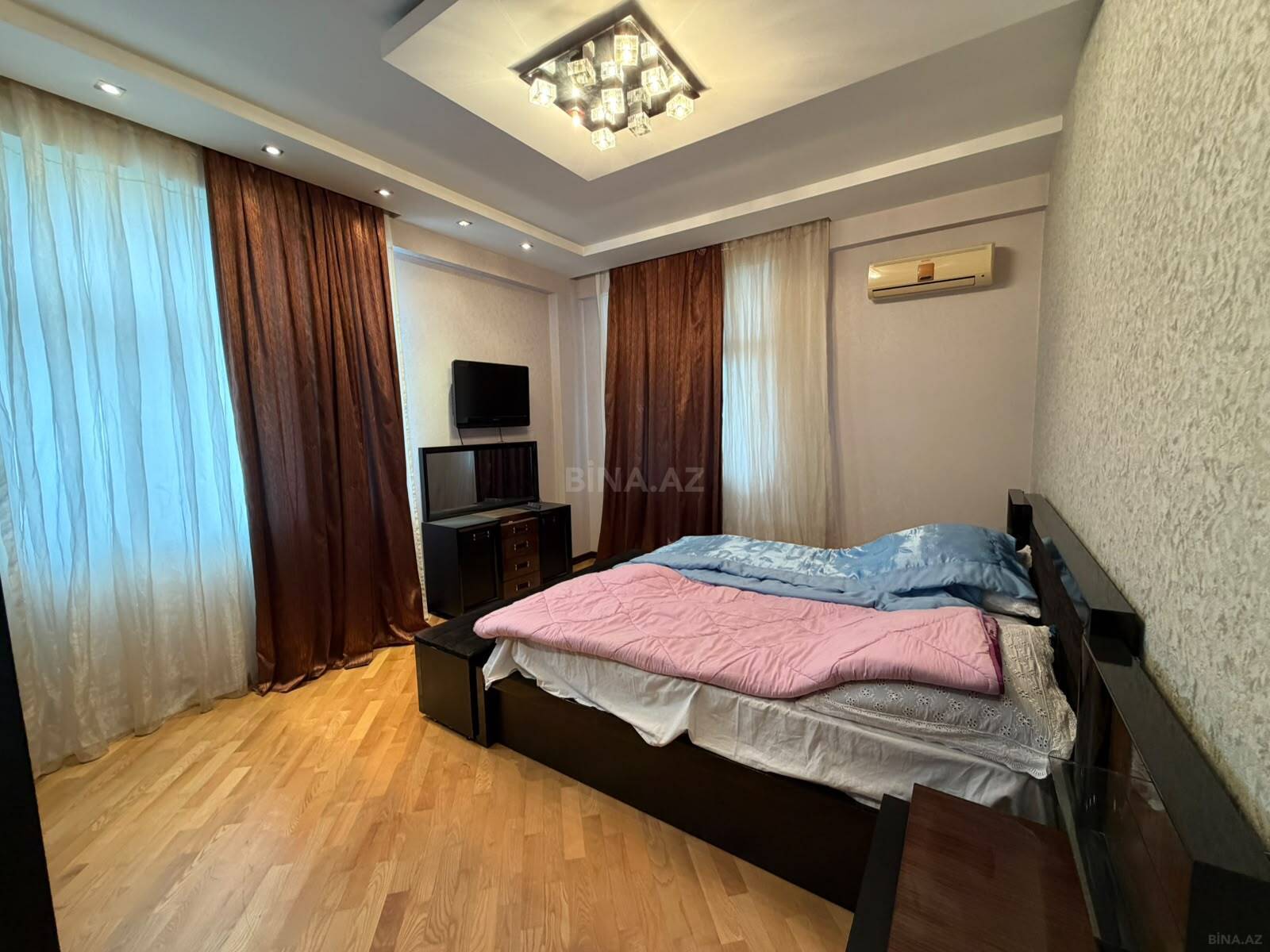 3 otaqlı Yeni tikili, 8 Noyabr m., Bakı