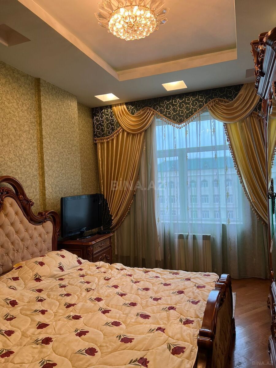 3 otaqlı Yeni tikili, Nizami m., Bakı