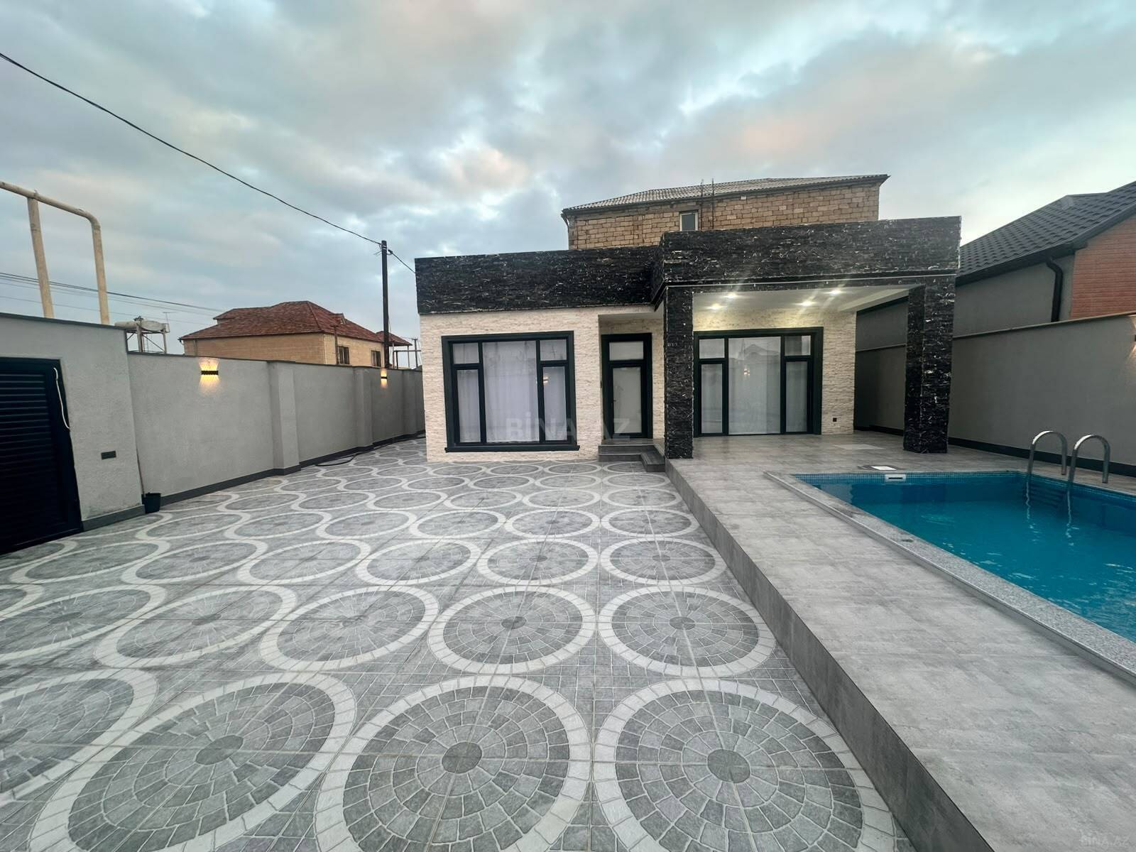 3 otaqlı Həyət evi/Bağ evi, Novxanı q., Bakı