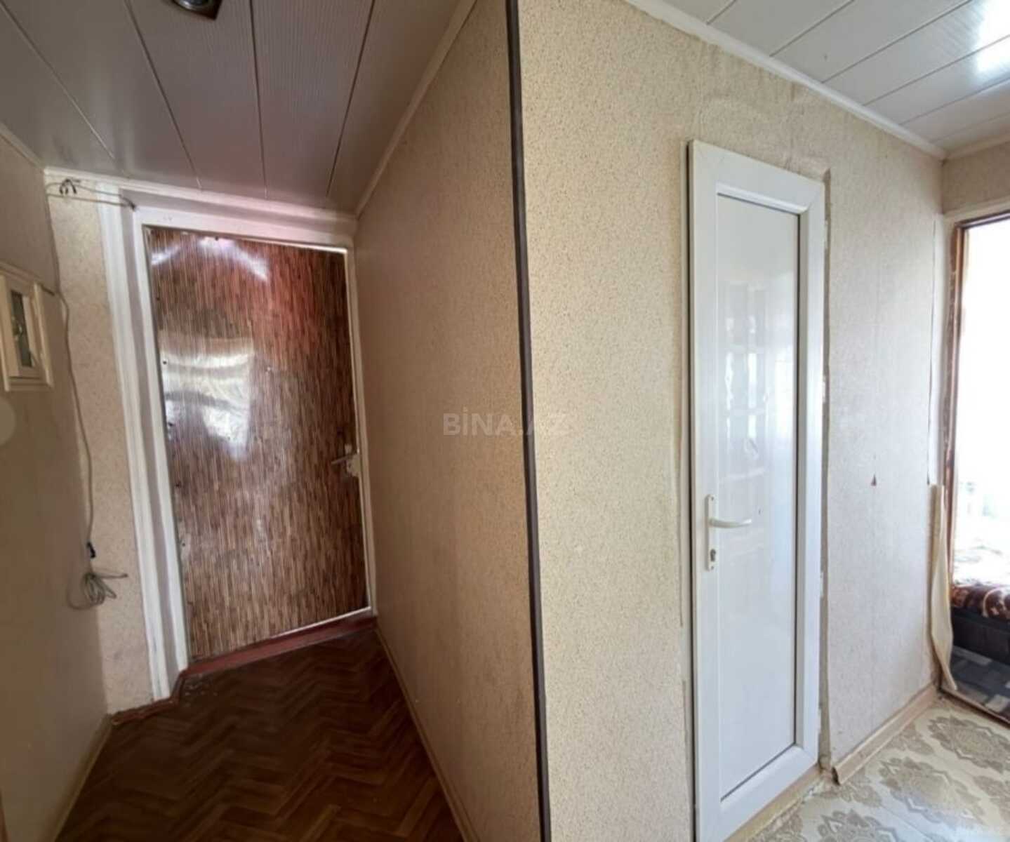 2 otaqlı Köhnə tikili, Neftçilər m., Bakı