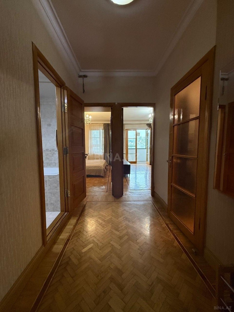 2 otaqlı Köhnə tikili, Gənclik m., Bakı