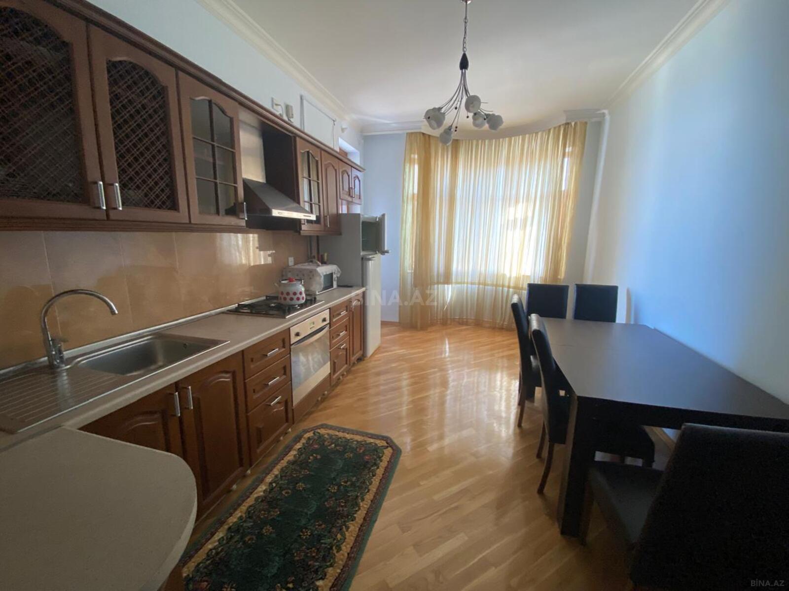 3 otaqlı Yeni tikili, Elmlər Akademiyası m., Bakı