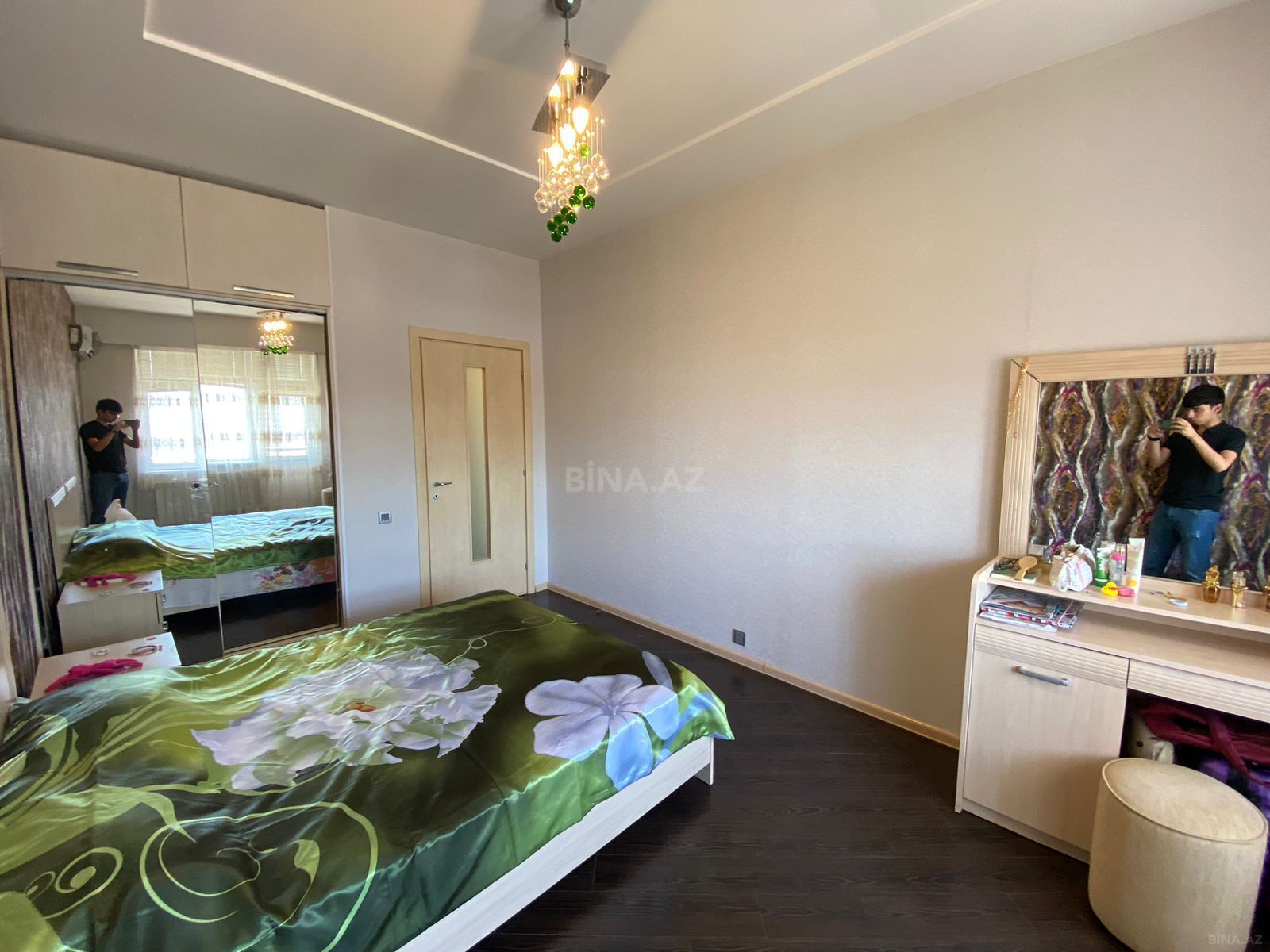 3 otaqlı Yeni tikili, Şah İsmayıl Xətai m., Bakı