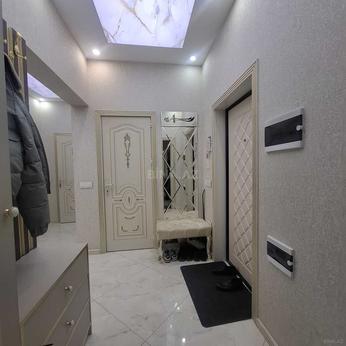 3 otaqlı Yeni tikili, Qara Qarayev m., Bakı
