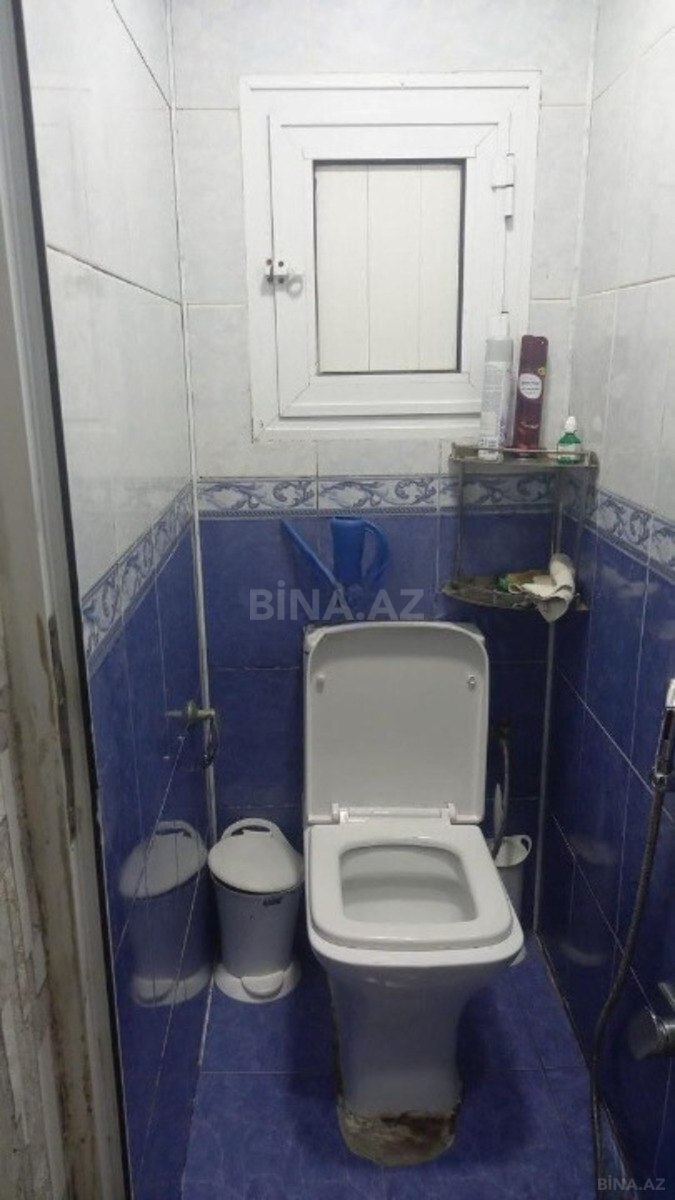 3 otaqlı Köhnə tikili, Memar Əcəmi m., Bakı