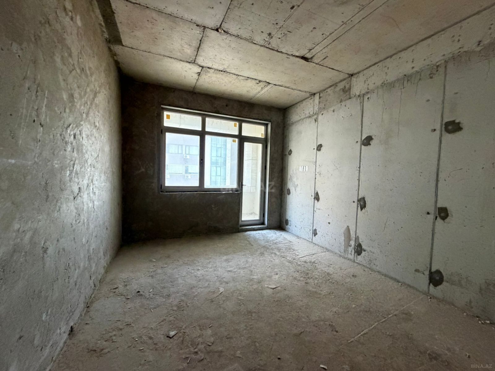 4 otaqlı Yeni tikili, Qara Qarayev m., Bakı