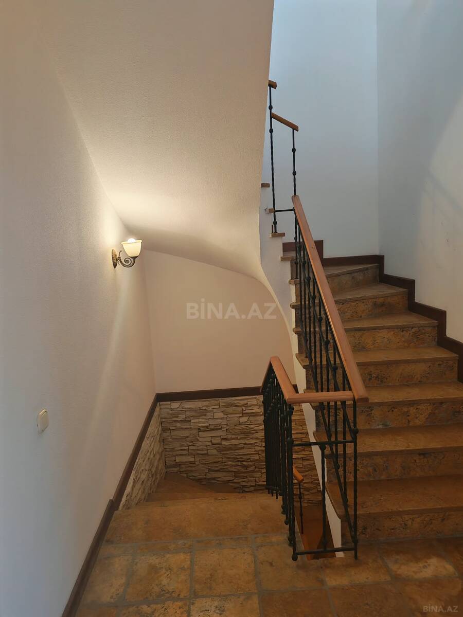 7 otaqlı Həyət evi/Bağ evi, Buzovna q., Bakı