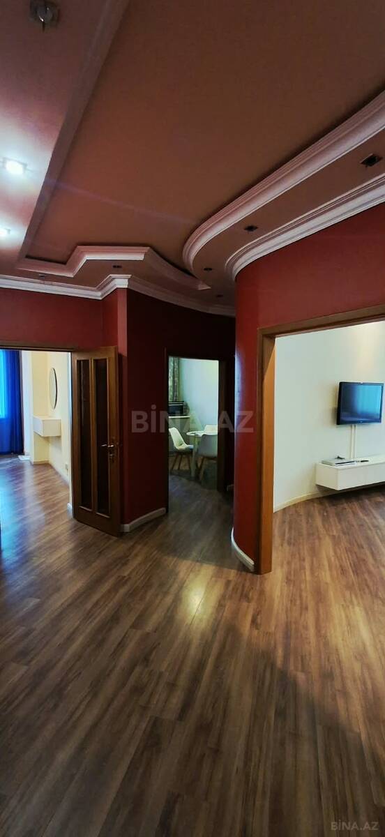 3 otaqlı Yeni tikili, Nizami m., Bakı
