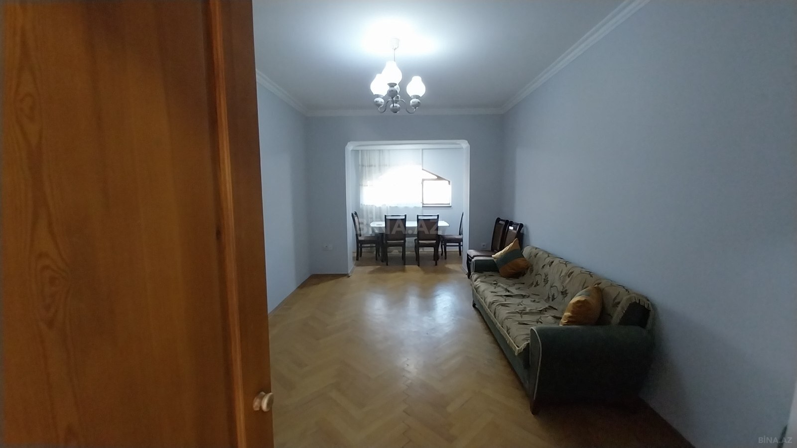 3 otaqlı Köhnə tikili, Nizami m., Bakı
