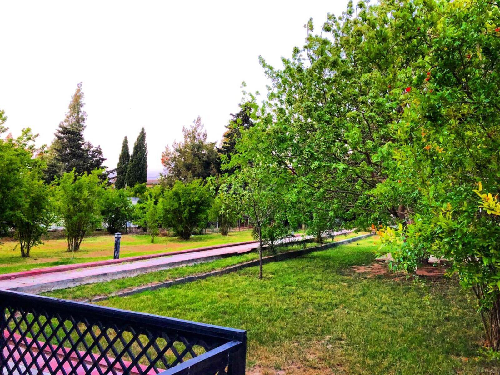 8 otaqlı Həyət evi/Bağ evi, Şüvəlan q., Bakı