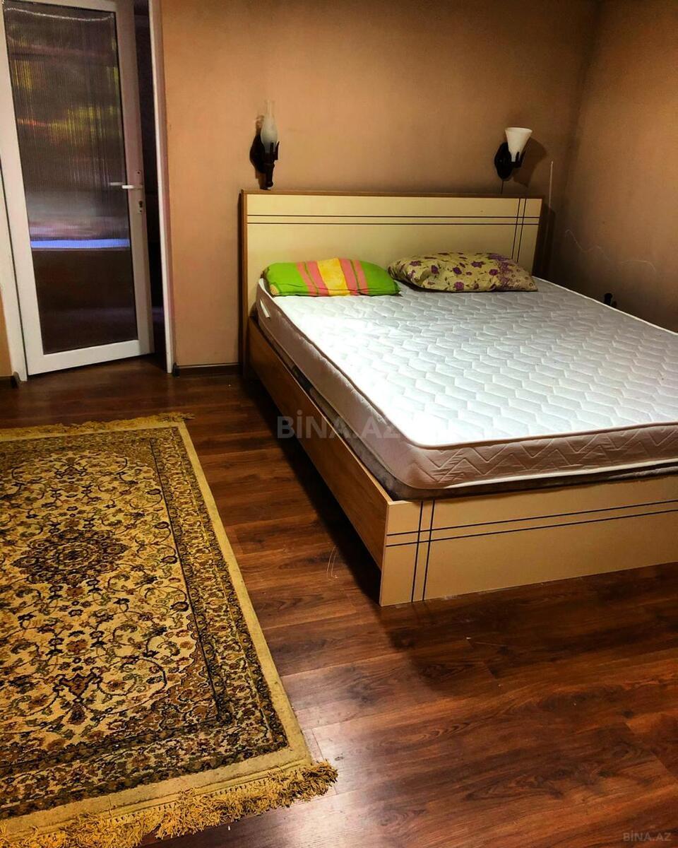 8 otaqlı Həyət evi/Bağ evi, Şüvəlan q., Bakı