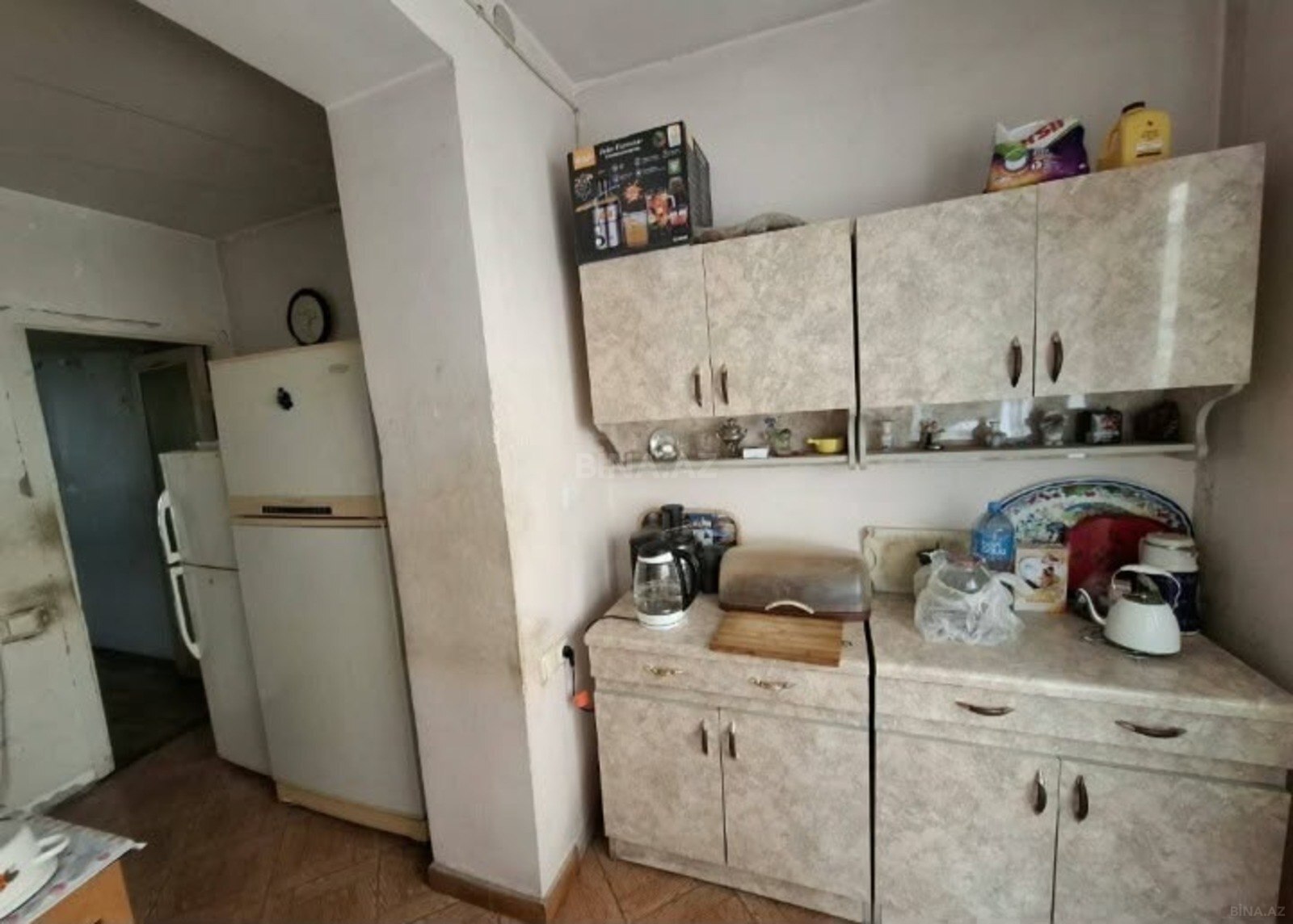 3 otaqlı Köhnə tikili, 28 May m., Bakı