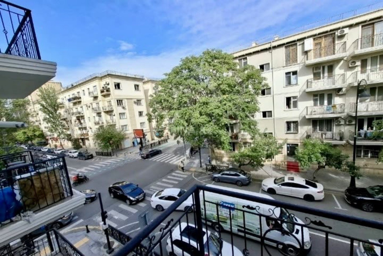 3 otaqlı Köhnə tikili, 28 May m., Bakı