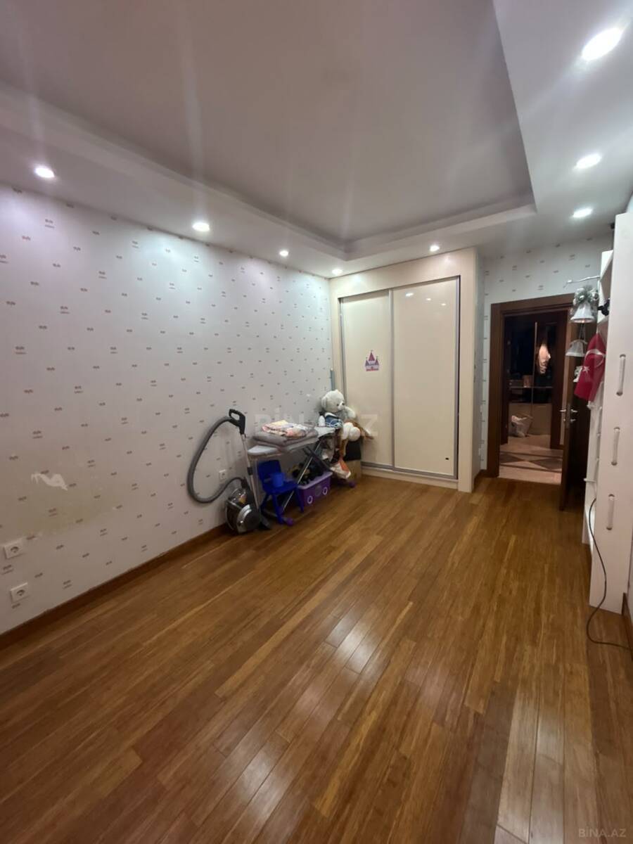 3 otaqlı Yeni tikili, İnşaatçılar m., Bakı