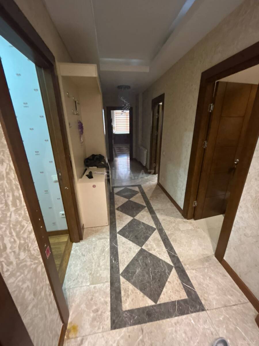 3 otaqlı Yeni tikili, İnşaatçılar m., Bakı