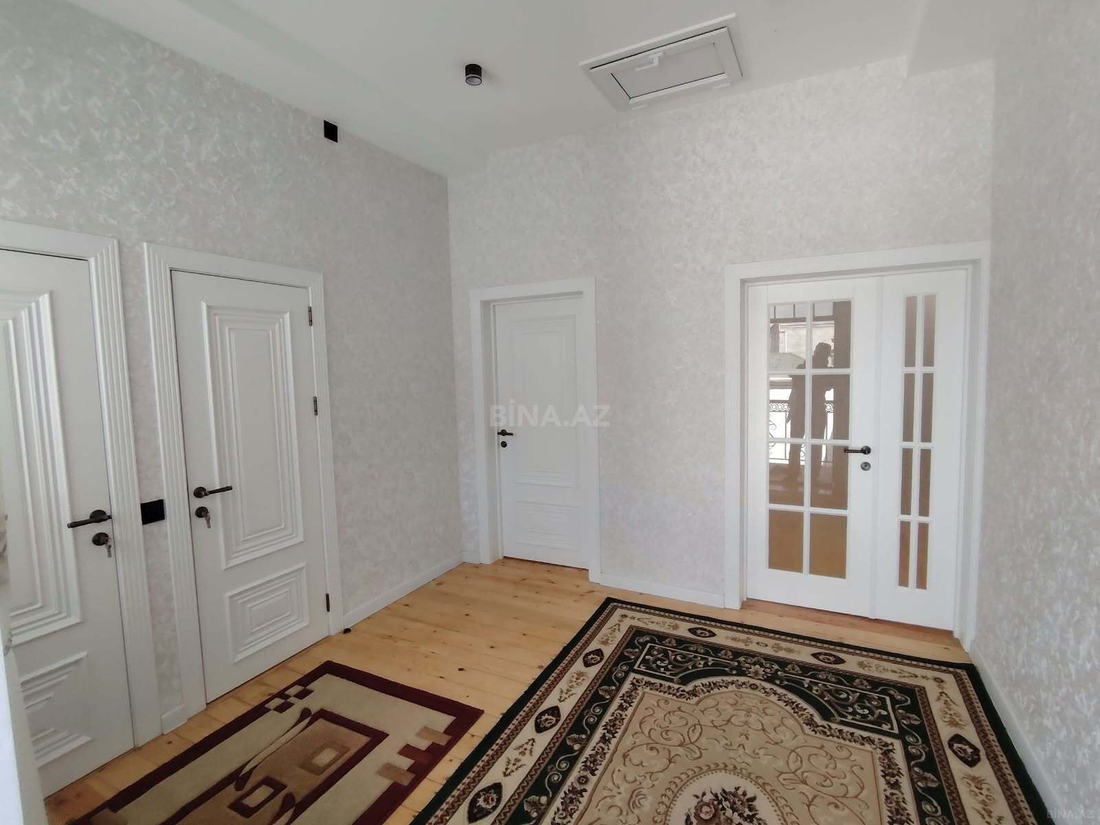 4 otaqlı Həyət evi/Bağ evi, Qaraçuxur q., Bakı