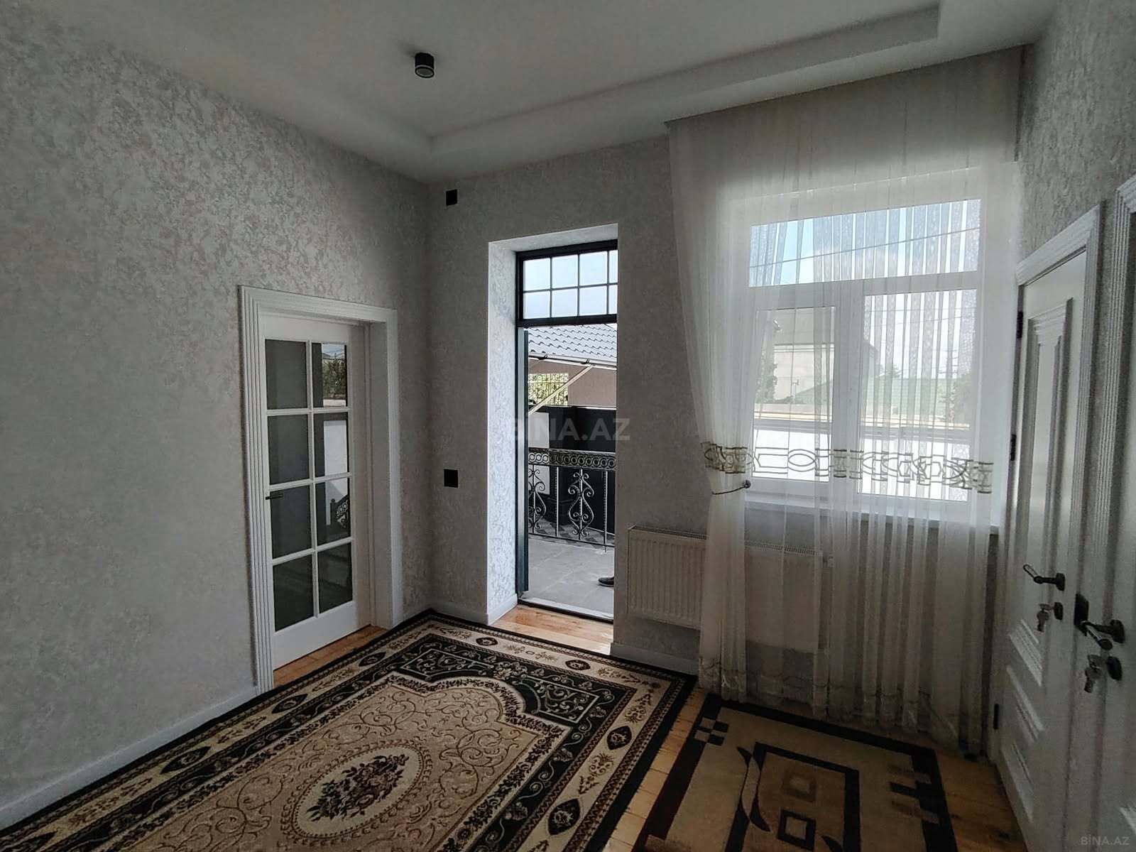 4 otaqlı Həyət evi/Bağ evi, Qaraçuxur q., Bakı