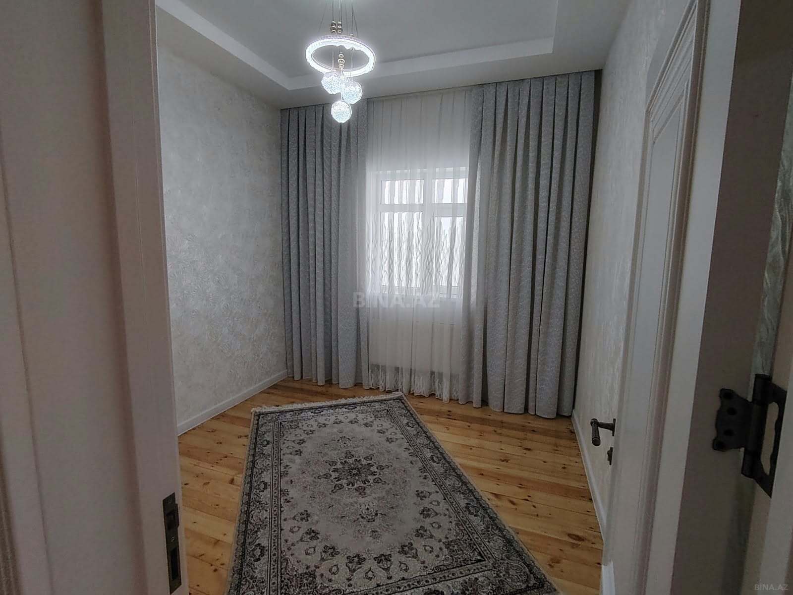 4 otaqlı Həyət evi/Bağ evi, Qaraçuxur q., Bakı