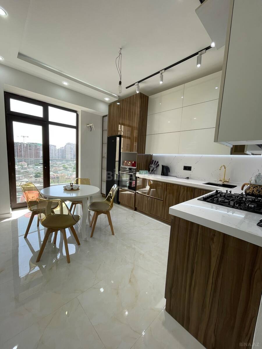 3 otaqlı Yeni tikili, 8 Noyabr m., Bakı