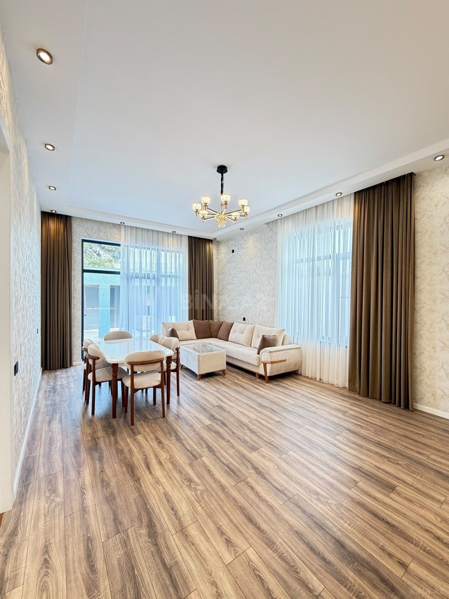 4 otaqlı Həyət evi/Bağ evi, Şüvəlan q., Bakı