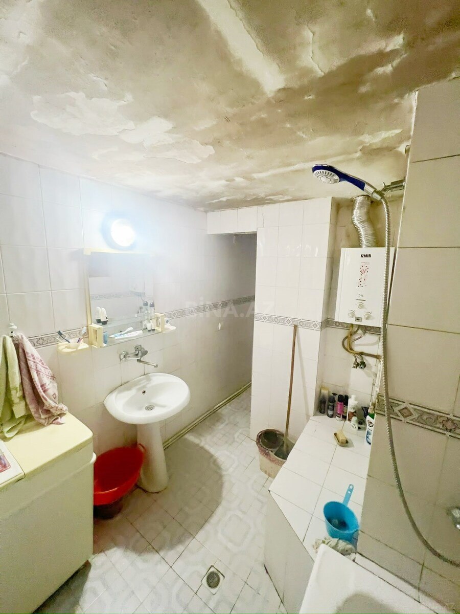 4 otaqlı Köhnə tikili, Dərnəgül m., Bakı