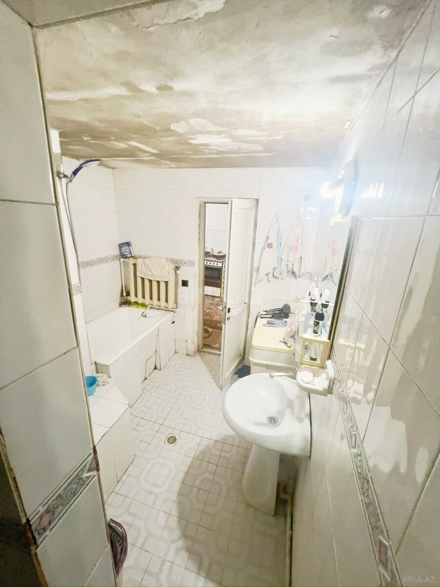 4 otaqlı Köhnə tikili, Dərnəgül m., Bakı