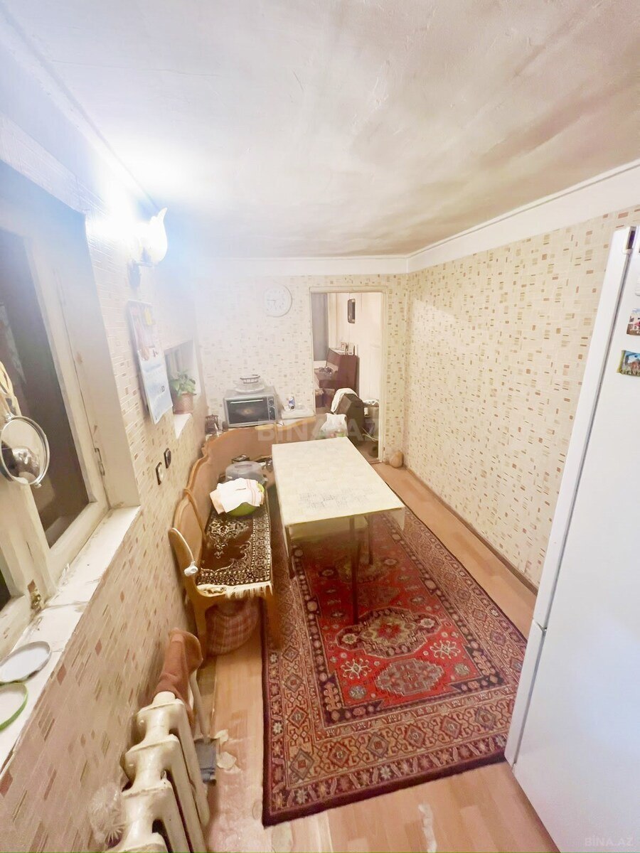 4 otaqlı Köhnə tikili, Dərnəgül m., Bakı