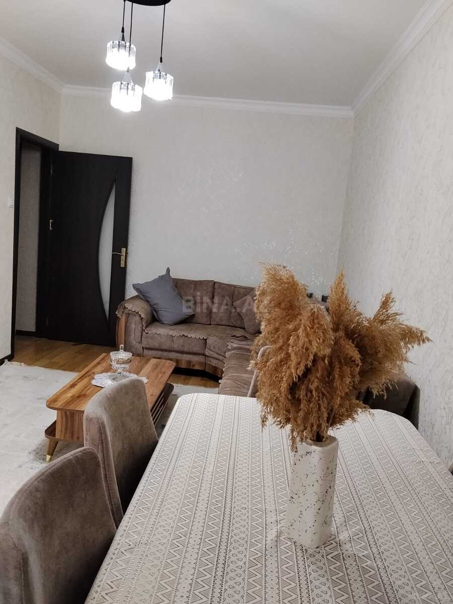 3 otaqlı Köhnə tikili, Sumqayıt