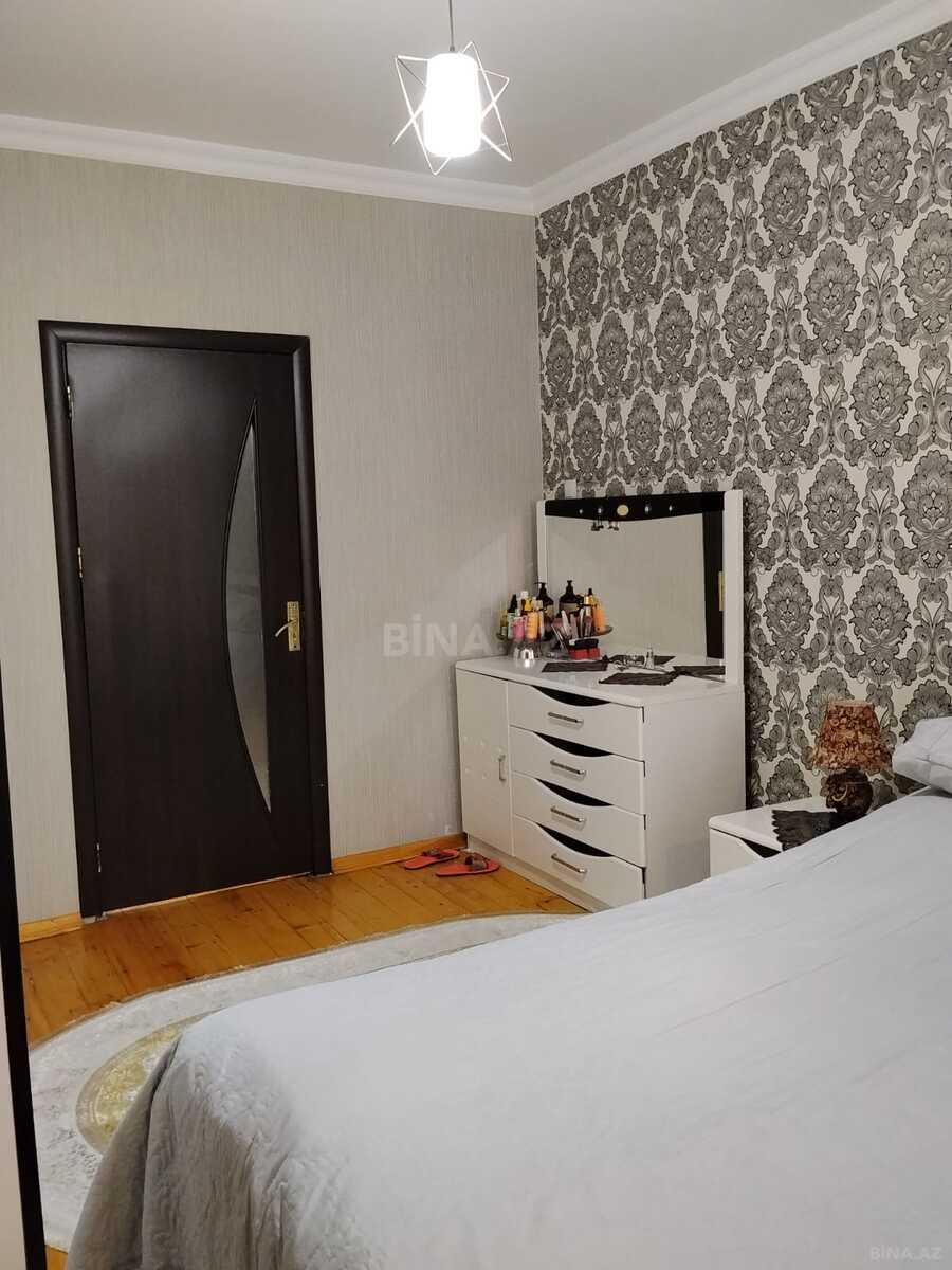 3 otaqlı Köhnə tikili, Sumqayıt