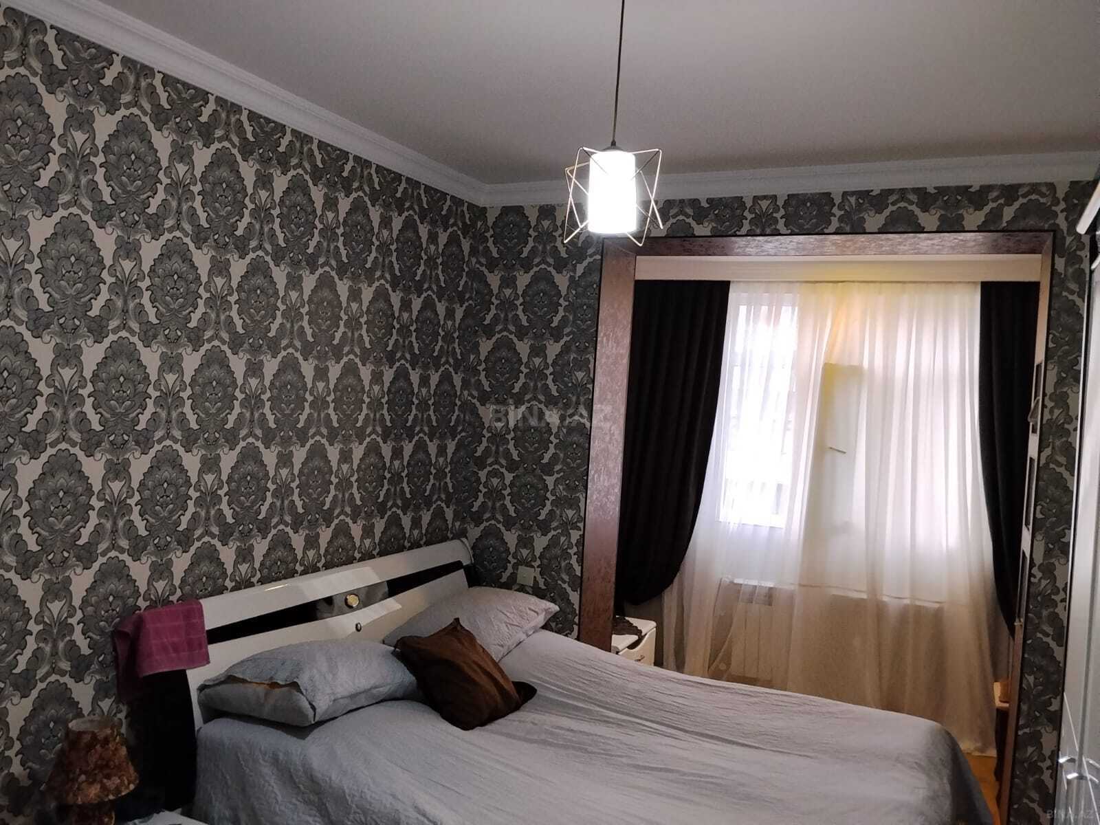 3 otaqlı Köhnə tikili, Sumqayıt