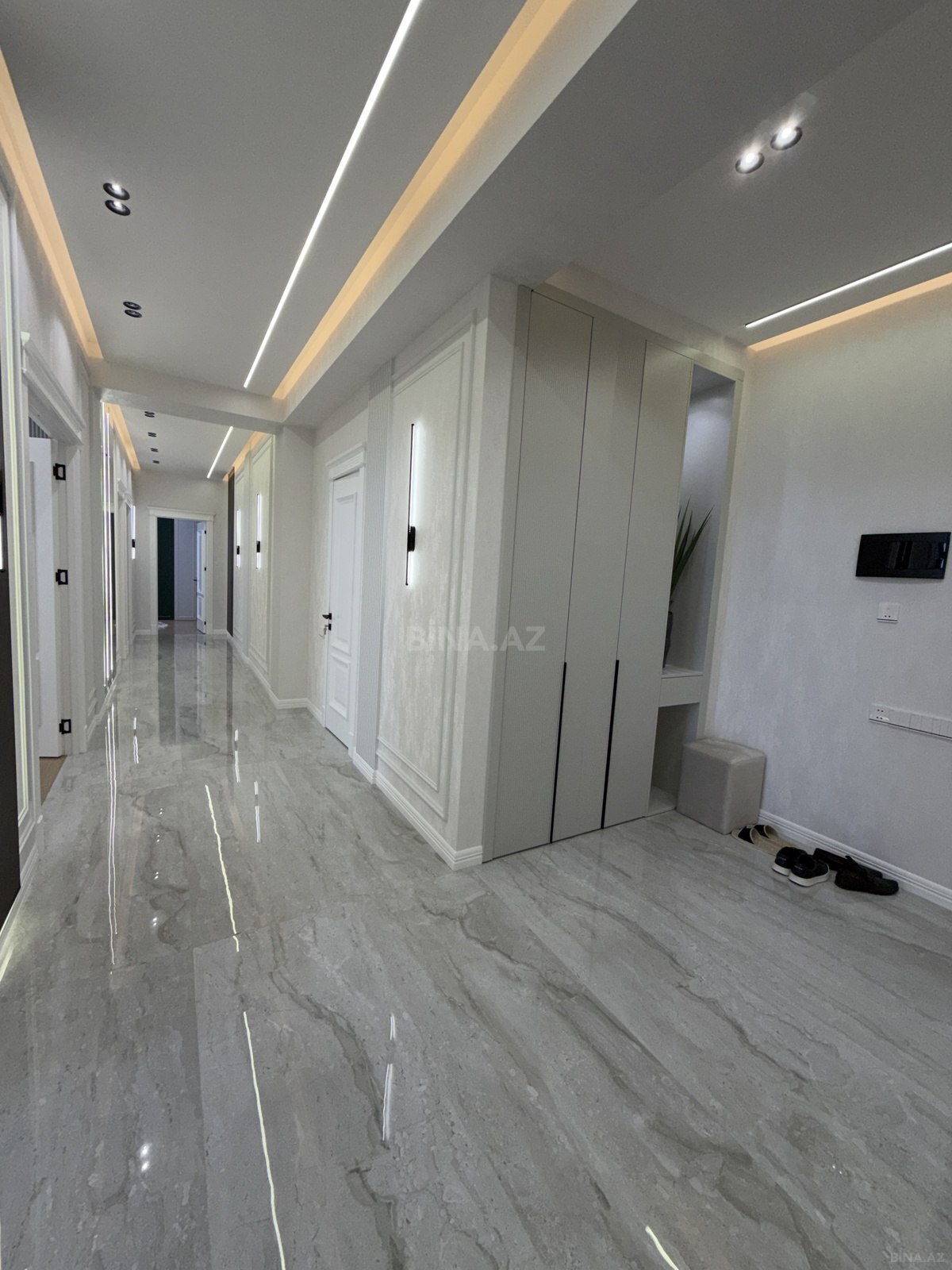 4 otaqlı Yeni tikili, 28 May m., Bakı