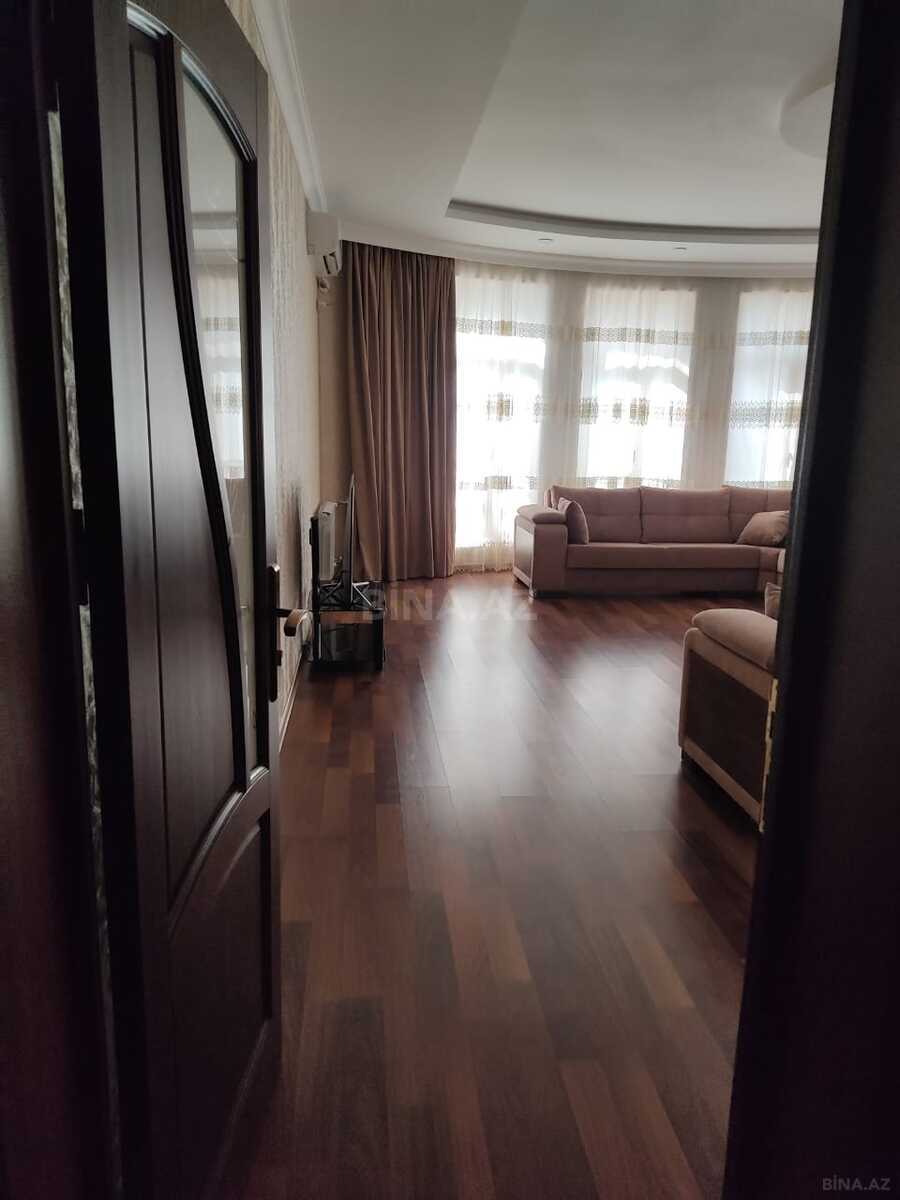 3 otaqlı Yeni tikili, Şah İsmayıl Xətai m., Bakı