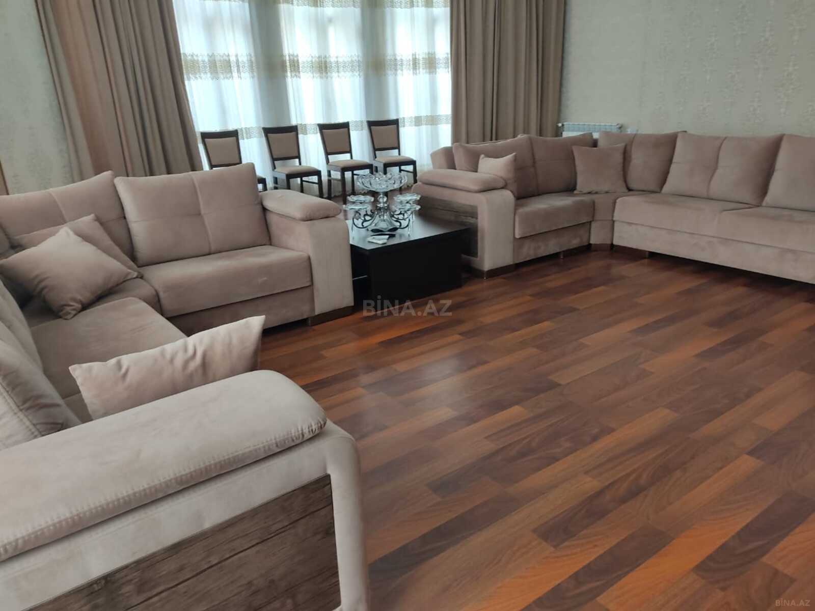 3 otaqlı Yeni tikili, Şah İsmayıl Xətai m., Bakı