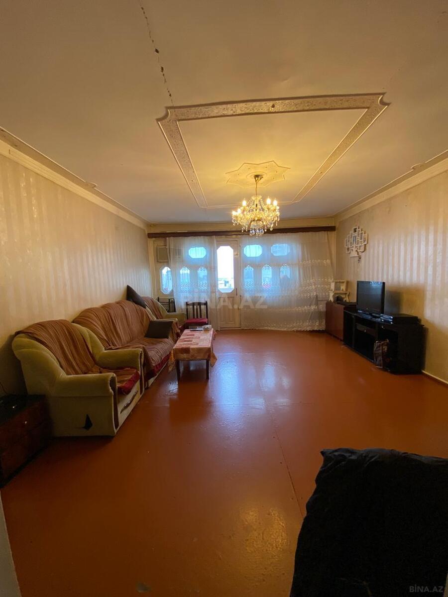 3 otaqlı Köhnə tikili, Nizami m., Bakı