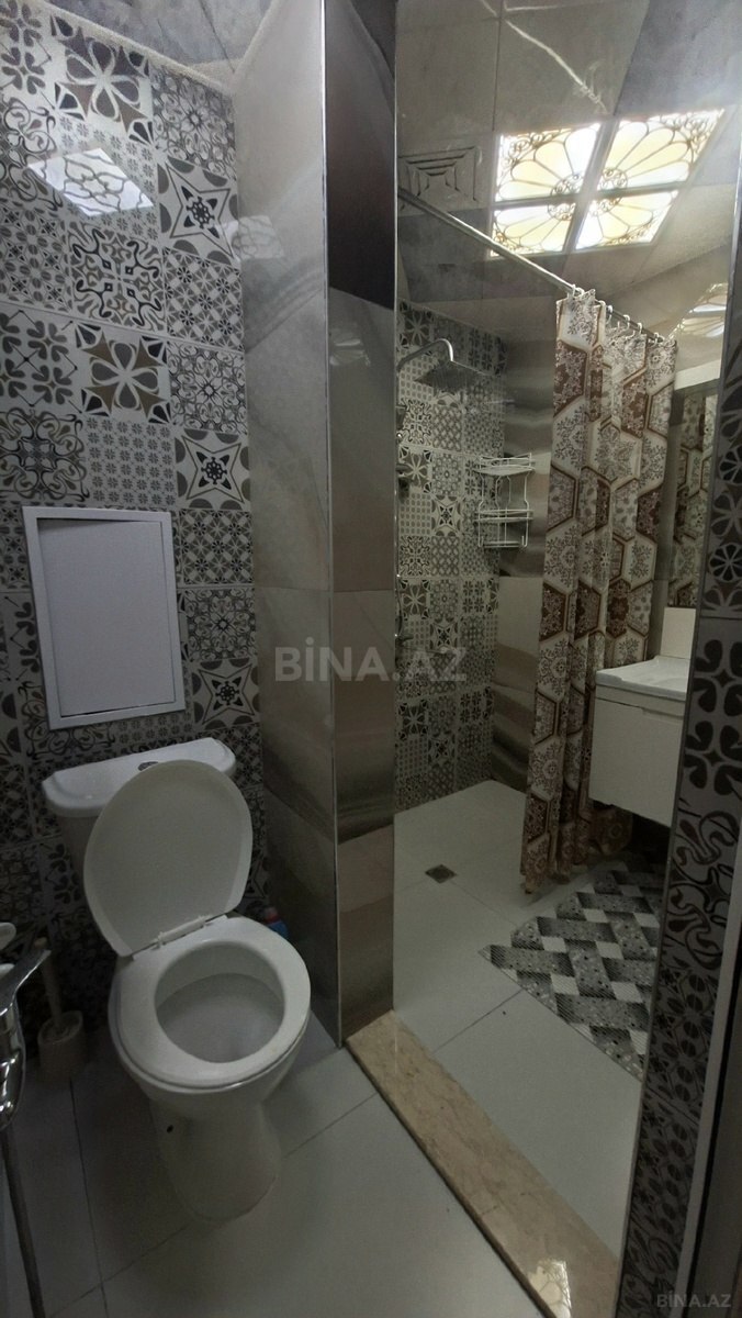 2 otaqlı Köhnə tikili, Memar Əcəmi m., Bakı