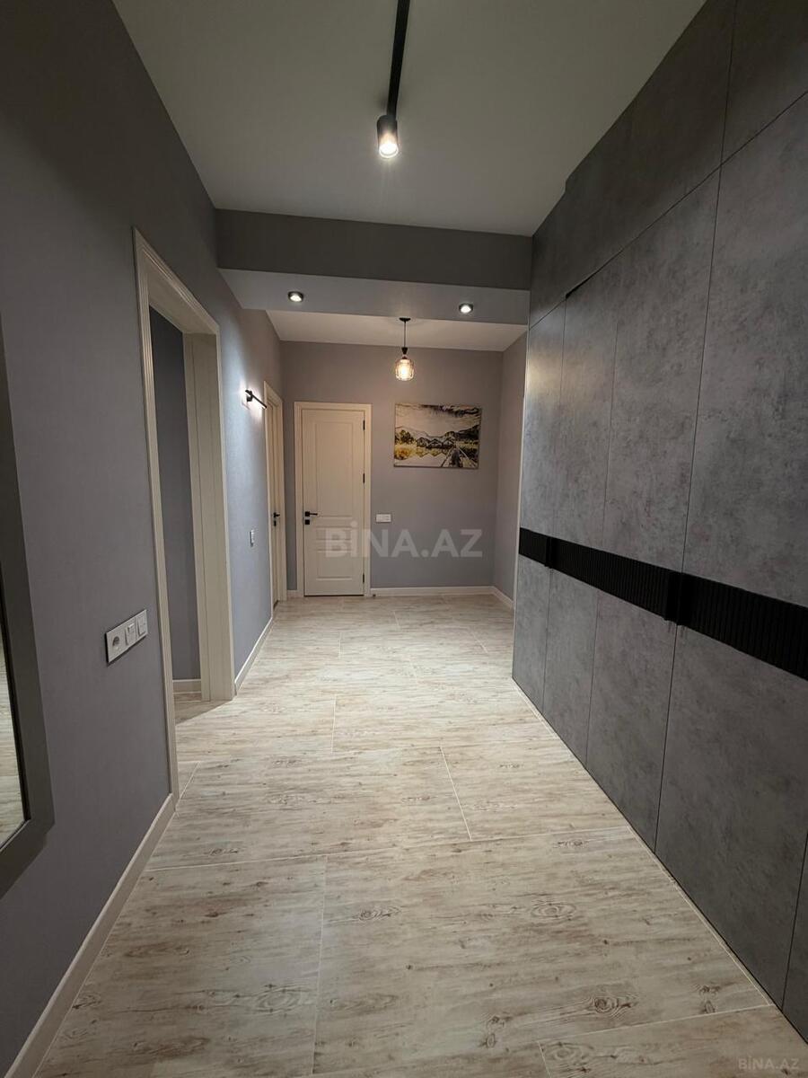 3 otaqlı Yeni tikili, Şah İsmayıl Xətai m., Bakı