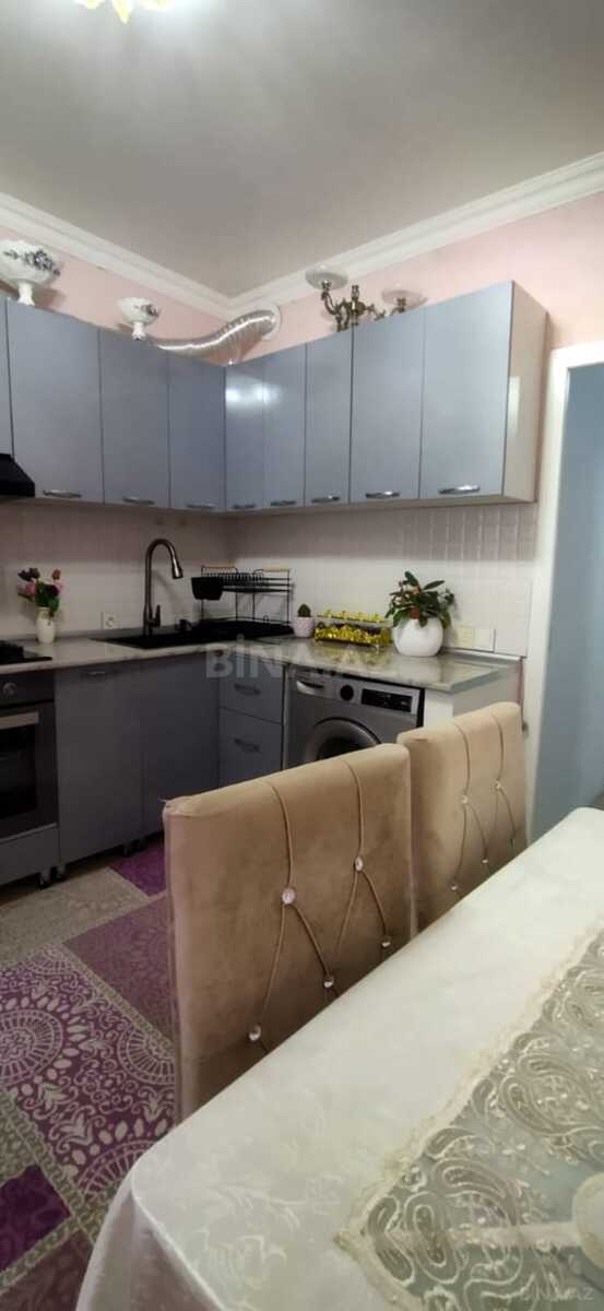 3 otaqlı Köhnə tikili, Həzi Aslanov m., Bakı
