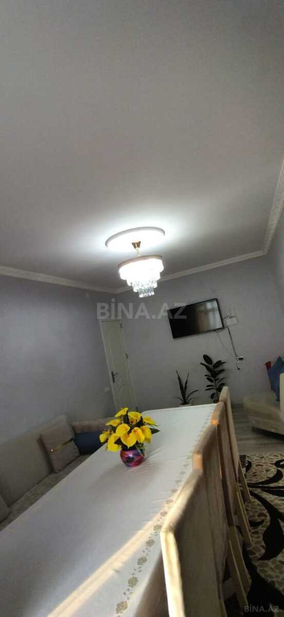 3 otaqlı Köhnə tikili, Həzi Aslanov m., Bakı