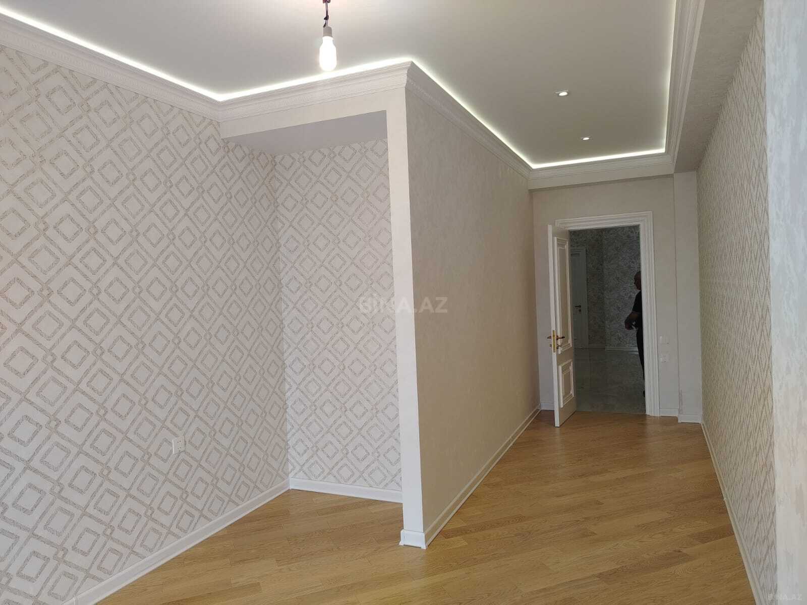 3 otaqlı Yeni tikili, Nizami m., Bakı