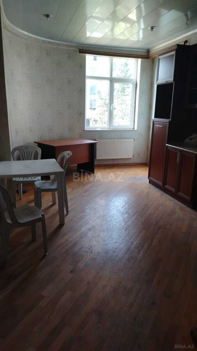 3 otaqlı Yeni tikili, İnşaatçılar m., Bakı