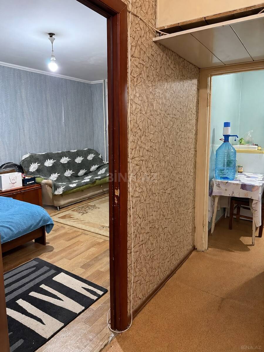 1 otaqlı Köhnə tikili, Elmlər Akademiyası m., Bakı