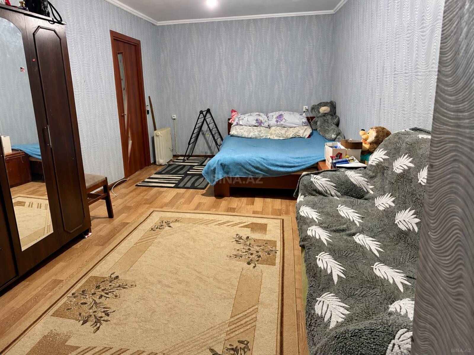 1 otaqlı Köhnə tikili, Elmlər Akademiyası m., Bakı