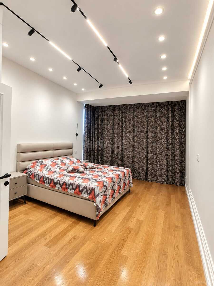 3 otaqlı Yeni tikili, Şah İsmayıl Xətai m., Bakı