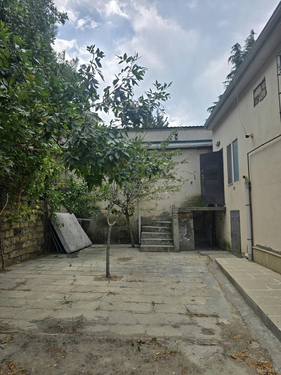 3 otaqlı Köhnə tikili, Yasamal r., Bakı